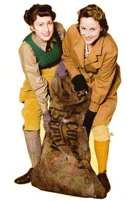 Land Girls with potatoes