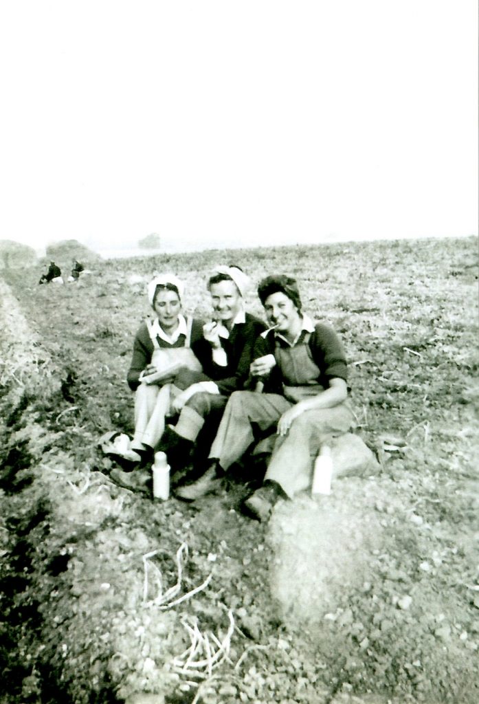 Daphne (centre) with Paddy (right) and another friend