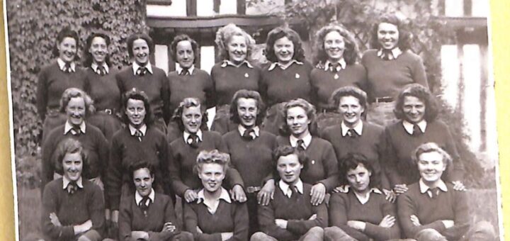 Land-Girls-at-the-Old-Rectory