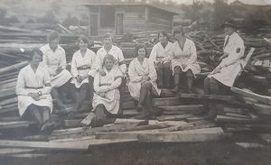 First-World-War-Land-Girls-Forestry