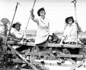 World War One Land Girls at gate. Source: IWM Q30678