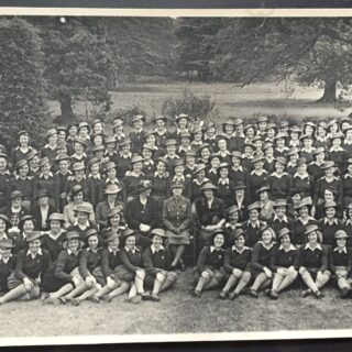 Land-Girls-at-Overton-on-Dee